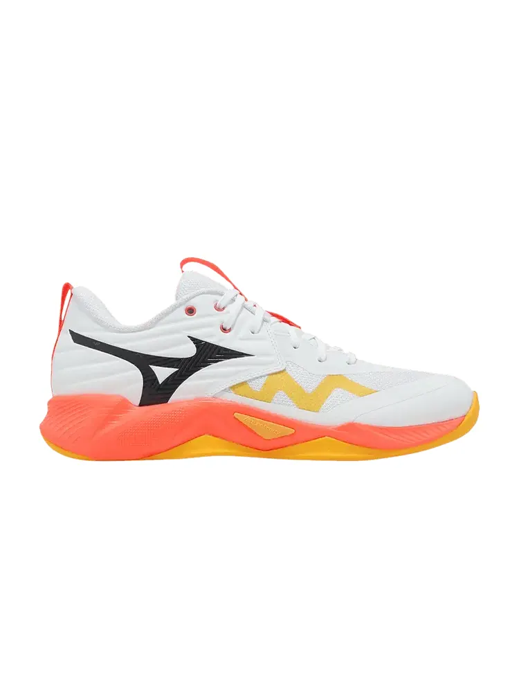 Кроссовки Mizuno Wave Momentum Pro, Daybreaker Pack — изображение 1 из 1, белый