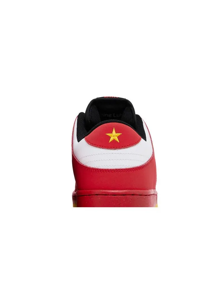 Кроссовки Nike Dunk SB Low, Vietnam 25th Anniversary Sample — изображение 7 из 8, красный