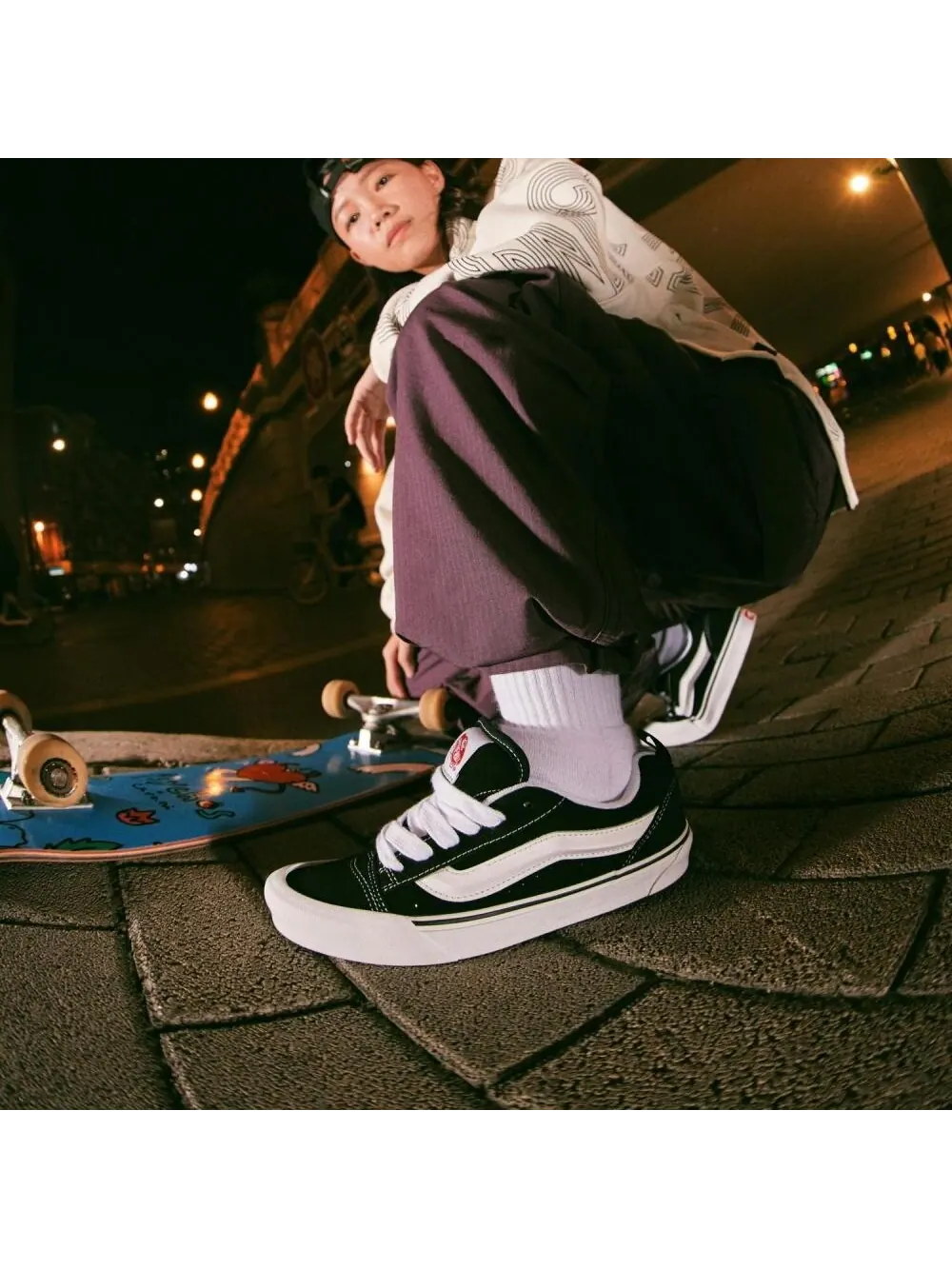 Кеды Vans Knu Skool (черные/белые) — изображение 2 из 6