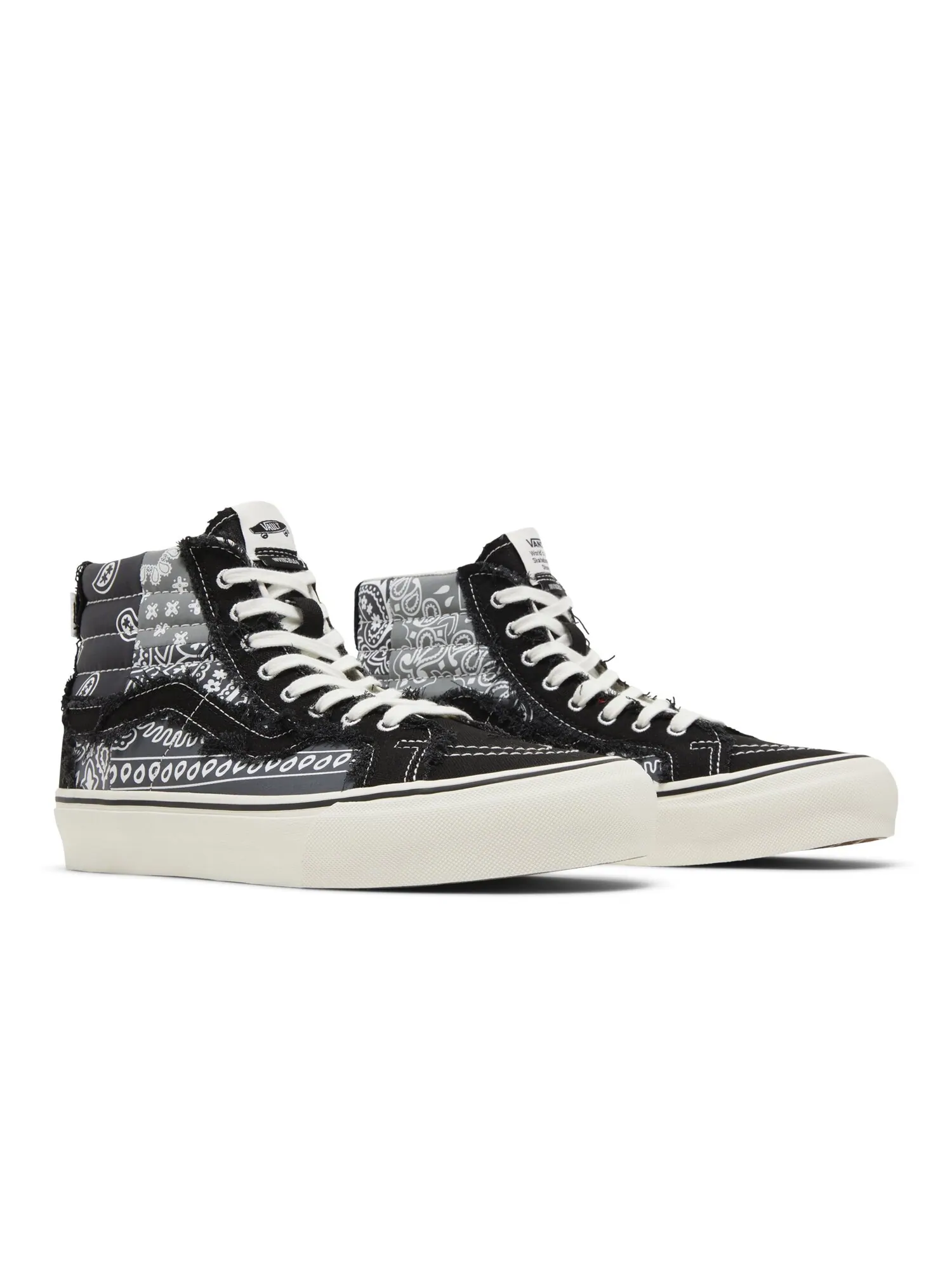 Ботинки INVINCIBLE x Sk8-Hi Reissue VLT LX Vans — изображение 8 из 8, черный