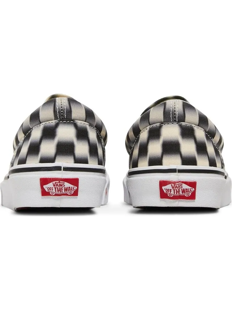 Кеды Vans Classic Slip-On Blur Check — изображение 6 из 8, черный