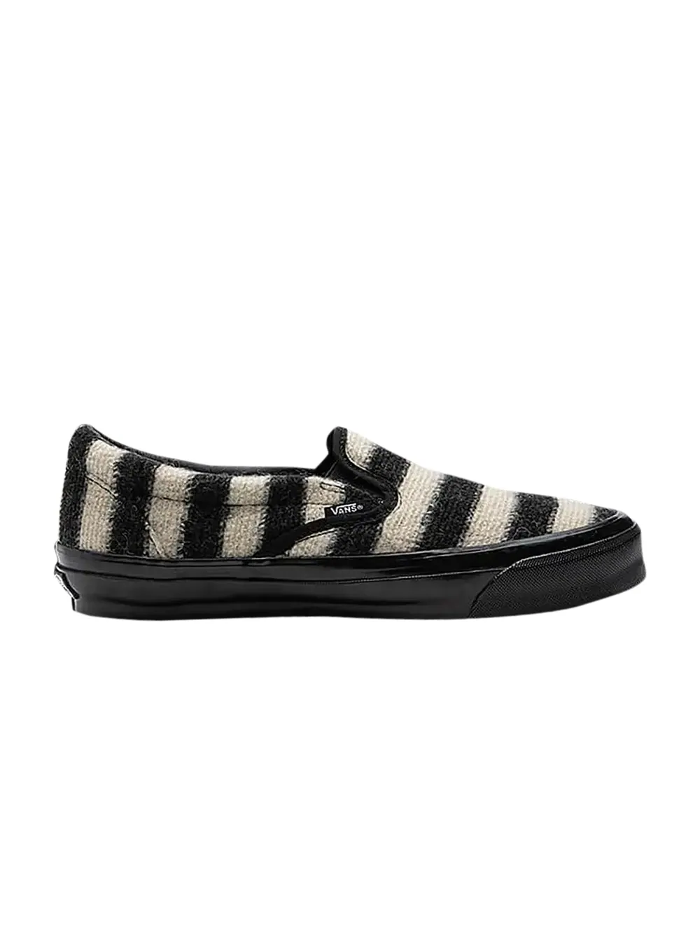 Кроссовки Concepts x OG Classic Slip-On LX Vans — изображение 1 из 1, черный