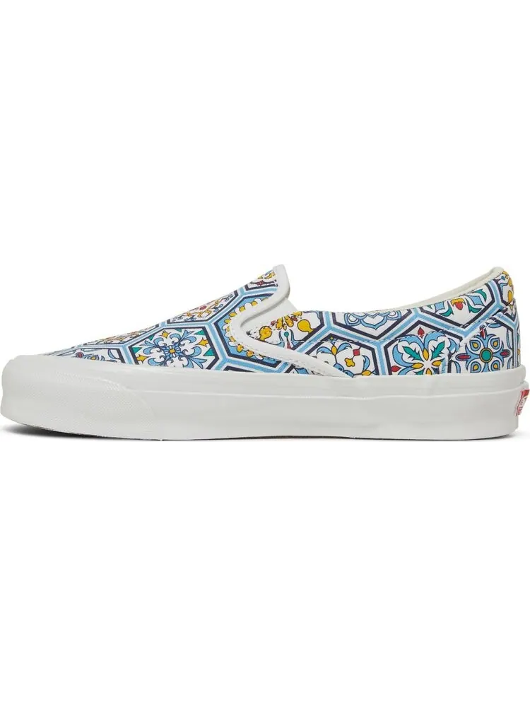 Кеды Vans KITH x Classic Slip-On Blue Moroccan Pattern — изображение 3 из 8, синий