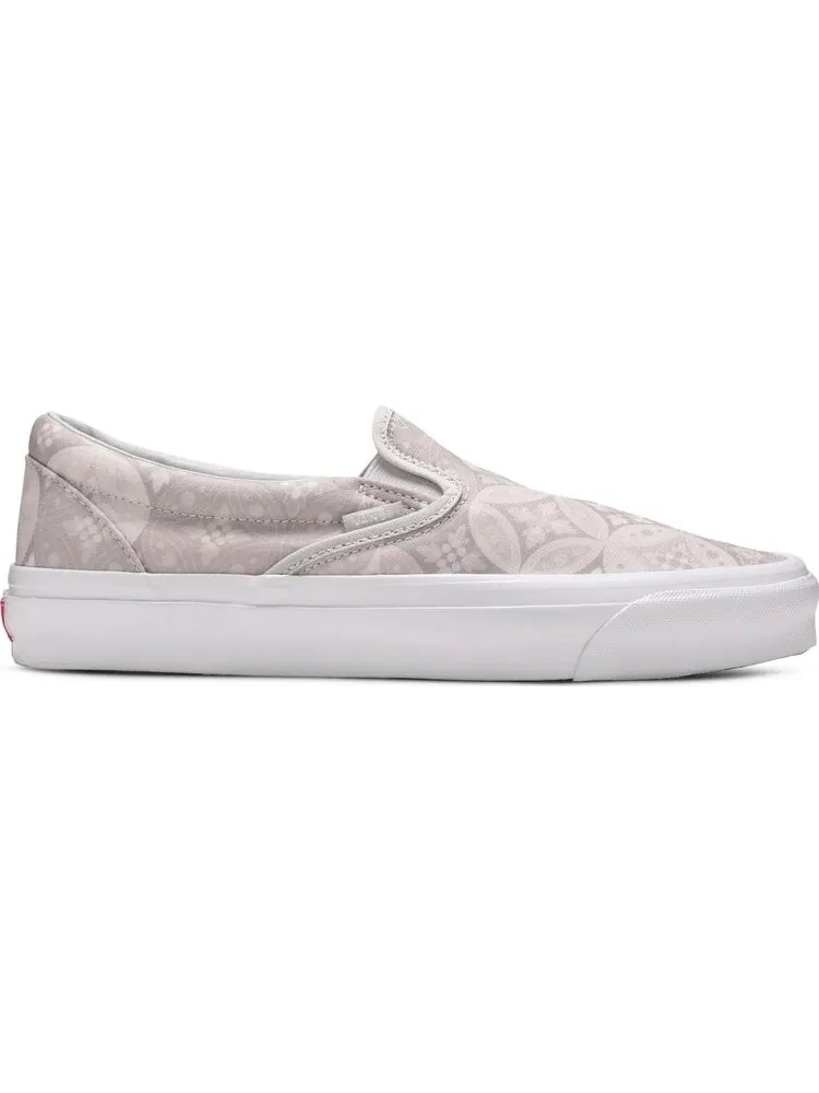 Кеды Vans Kith x Vault OG Classic Slip-On LX Gray Tile — изображение 1 из 8, серый