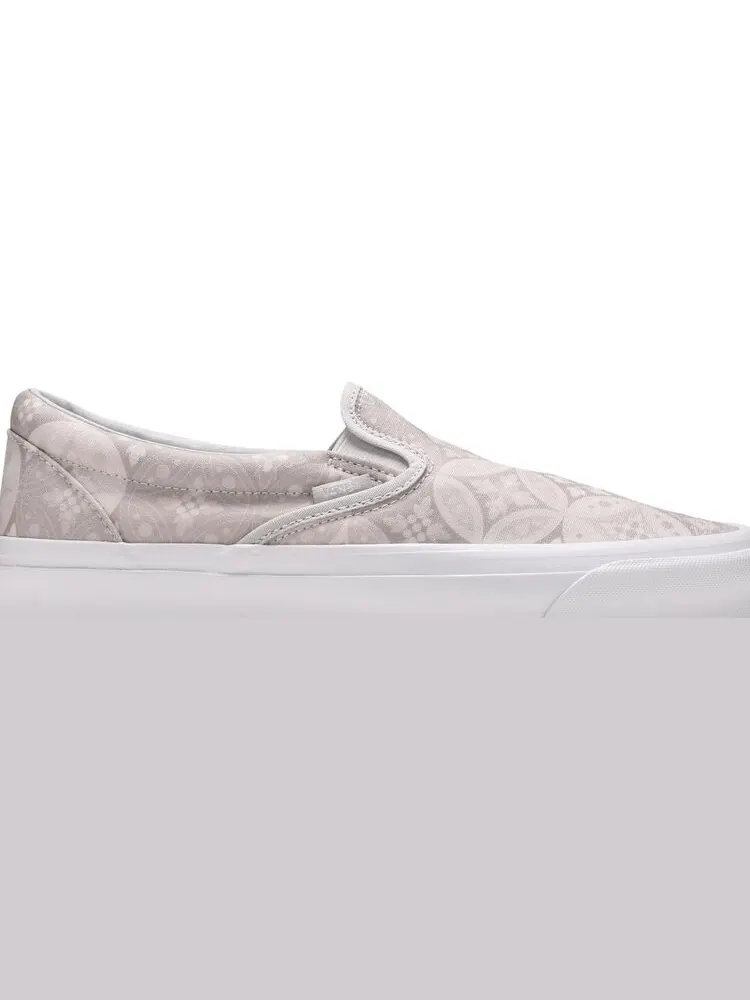 Кеды Vans Kith x Vault OG Classic Slip-On LX Gray Tile — изображение 2 из 8, серый