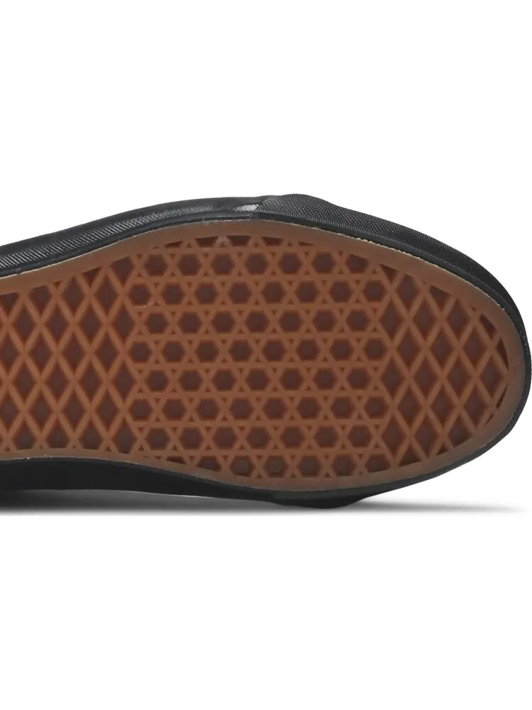 Кеды Vans Raised by Wolves x OG Sk8-Hi LX Black — изображение 5 из 8, черный