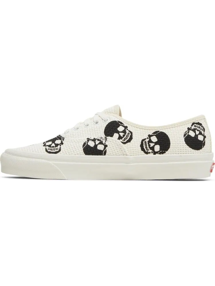 Кеды Vans Authentic 44 DX Anaheim Factory - Needlework Skull — изображение 3 из 8, белый