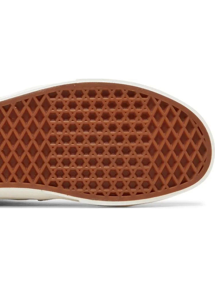 Кеды Vans Sk8-Hi Pig Suede - Rabbit — изображение 5 из 8, серый