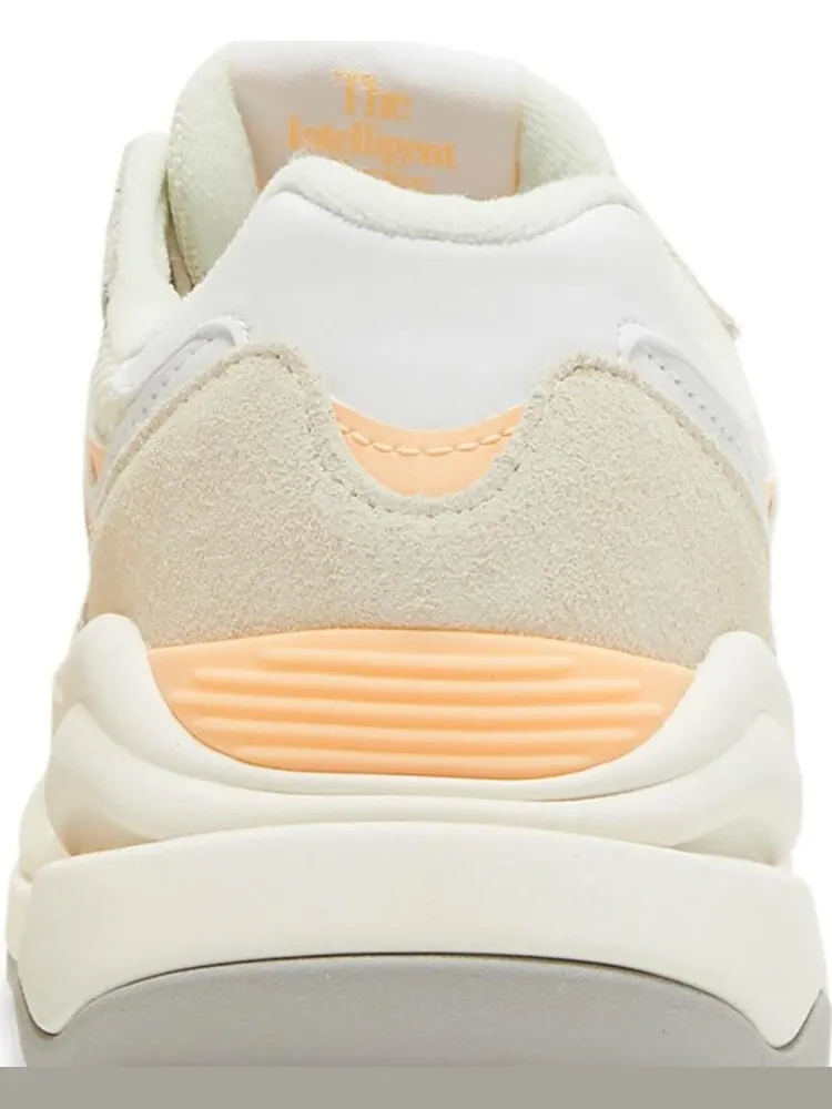 Кроссовки New Balance Wmns 57/40 'Angora Light Mango' — изображение 7 из 8, коричневый
