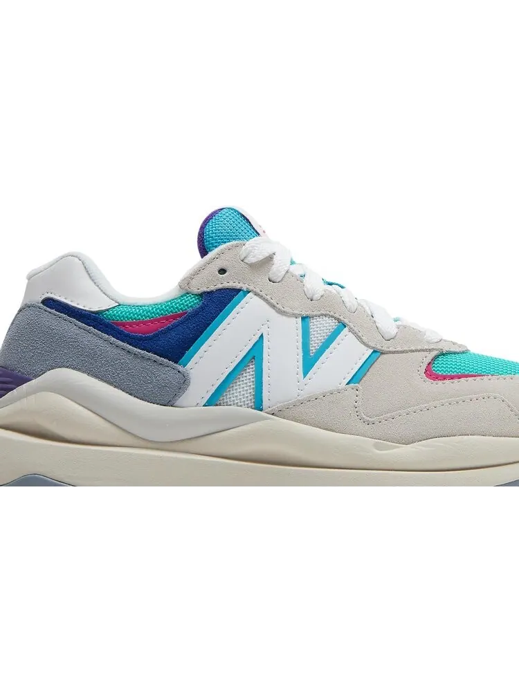 Кроссовки New Balance Wmns 57/40 'Incubation' — изображение 2 из 8, синий