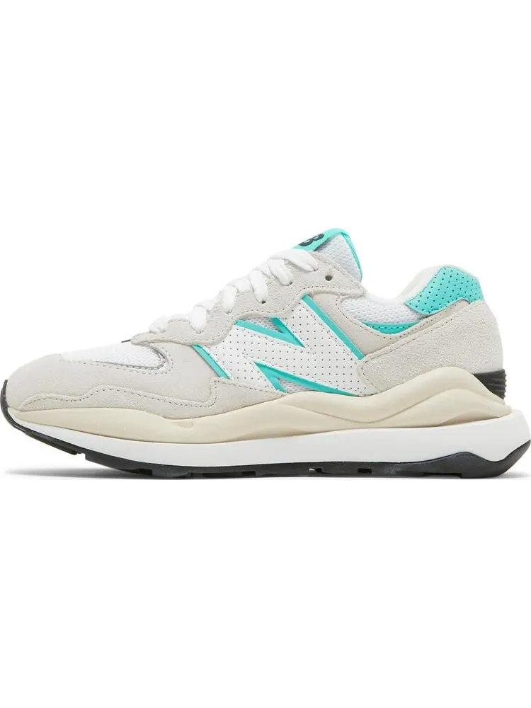 Кроссовки New Balance Wmns 57/40 'Sea Salt Summer Jade' — изображение 3 из 8, бежевый
