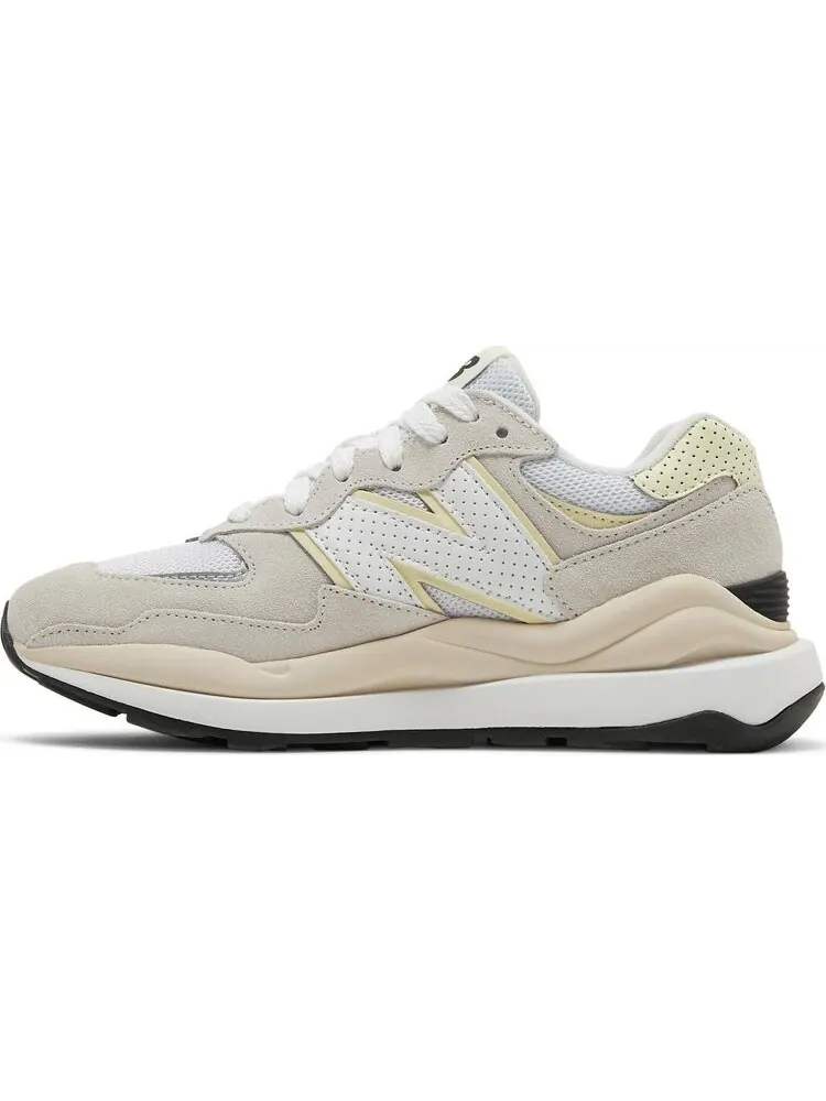 Кроссовки New Balance Wmns 57/40 'Gold Aspen' — изображение 3 из 8, бежевый
