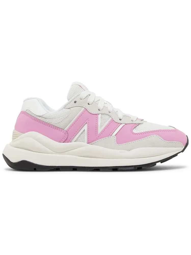 Кроссовки New Balance Wmns 57/40 'Barbie' — изображение 1 из 8, розовый