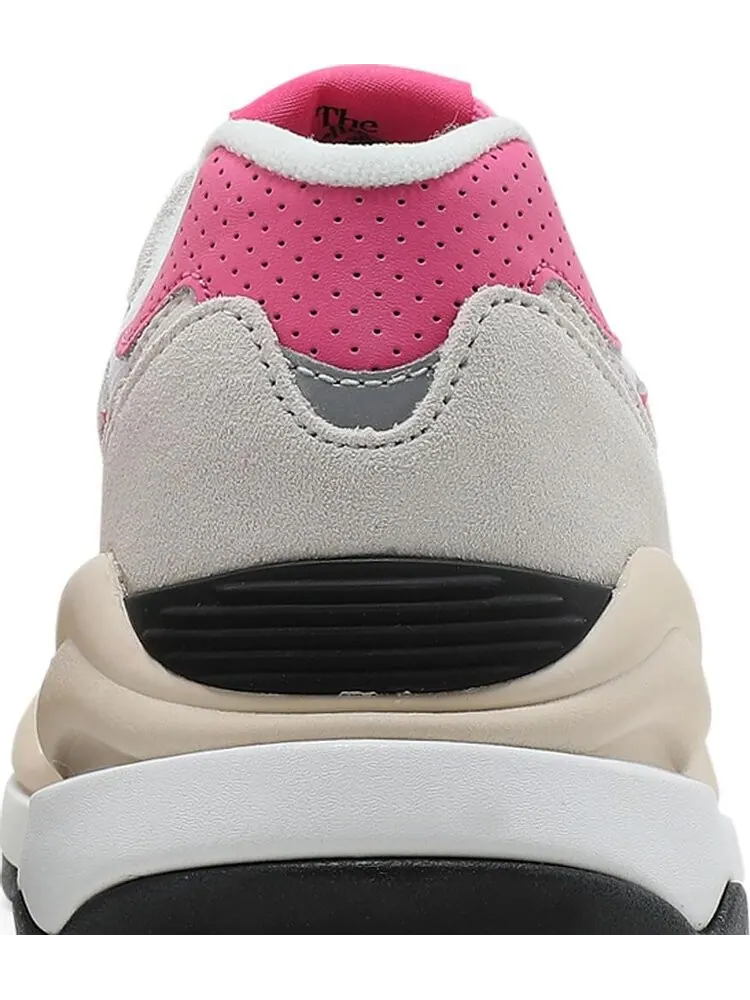 Кроссовки New Balance Wmns 57/40 'Sage Bleached Lime Glow' — изображение 7 из 8, коричневый