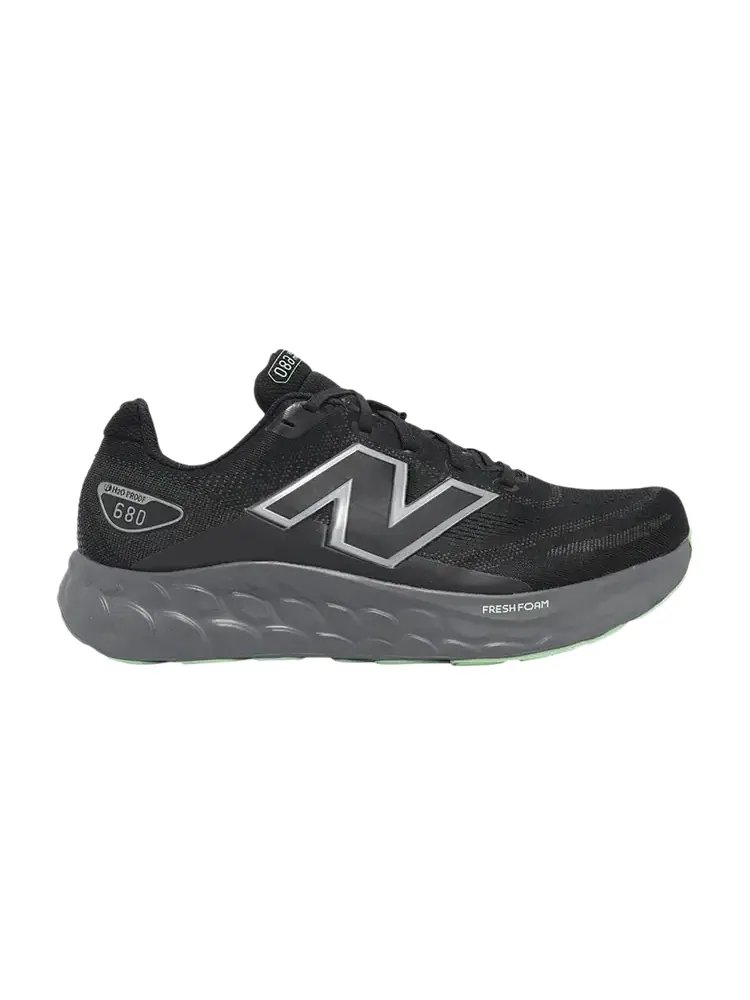 Кроссовки New Balance Wmns Fresh Foam 680 V8 D Wide — изображение 1 из 1, черный серый