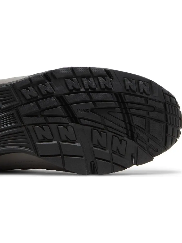 Кроссовки New Balance Stray Rats x Wmns 991 Made In England 'Black Purple' — изображение 5 из 8, черный