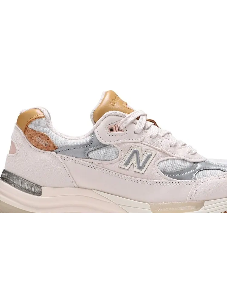 Кроссовки New Balance Wmns 992 Made in USA 'Cork' — изображение 2 из 8, коричневый