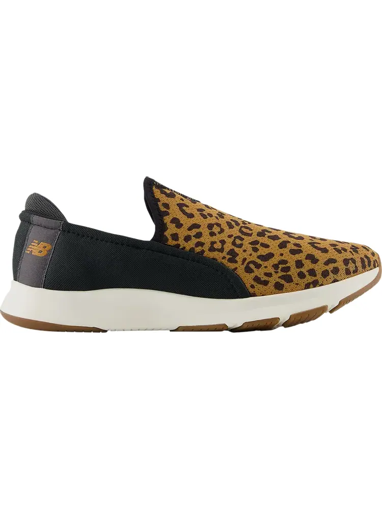 Кроссовки Wmns DynaSoft Nergize Slip On Wide 'Leopard' — изображение 1 из 1, черный
