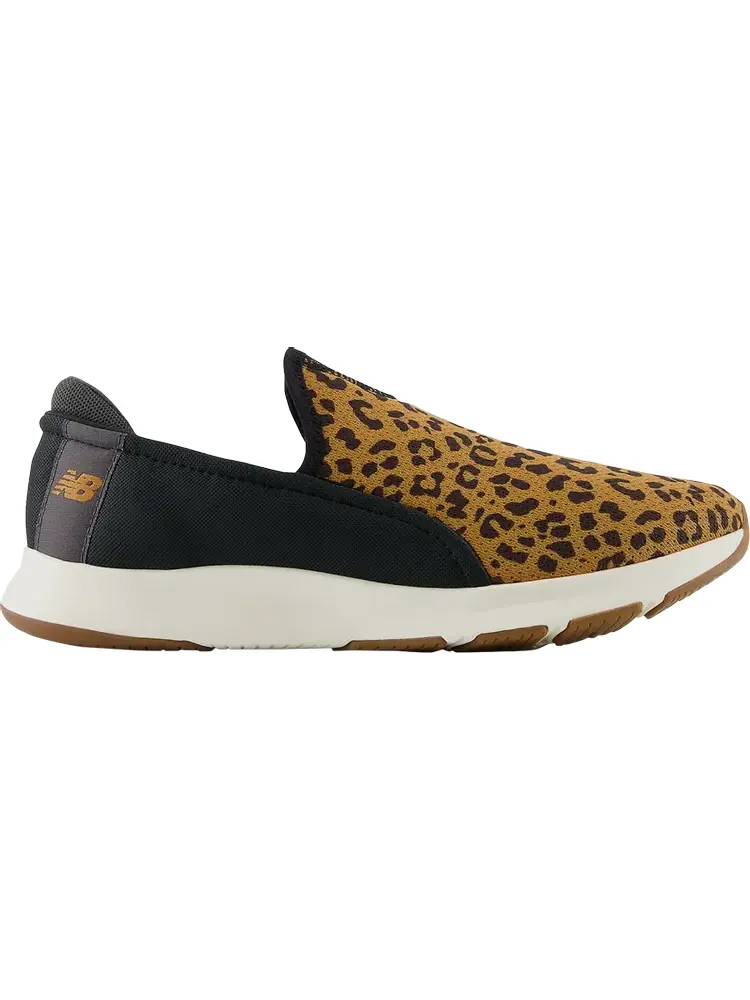 Кроссовки Wmns DynaSoft Nergize Slip On 'Leopard' — изображение 1 из 1, черный