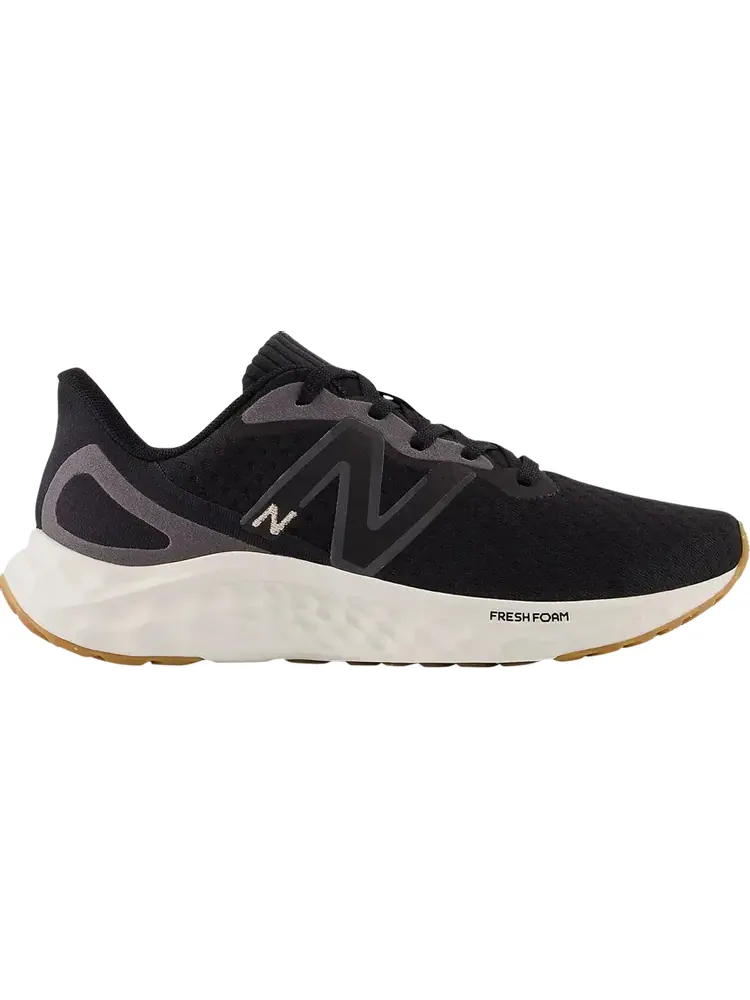 Кроссовки New Balance Wmns Fresh Foam Arishi v4 — изображение 1 из 1, черный/золотой