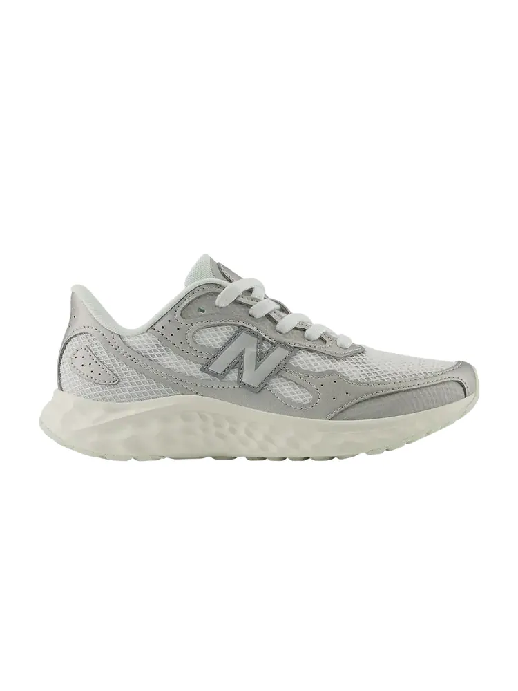 Кроссовки New Balance Wmns Fresh Foam Arishi v4 — изображение 1 из 1, серый