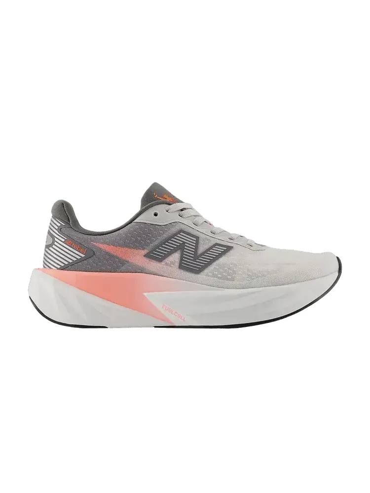 Кроссовки New Balance Wmns FuelCell Rebel v5, TCS NYC Marathon 2025 — изображение 1 из 1, серый