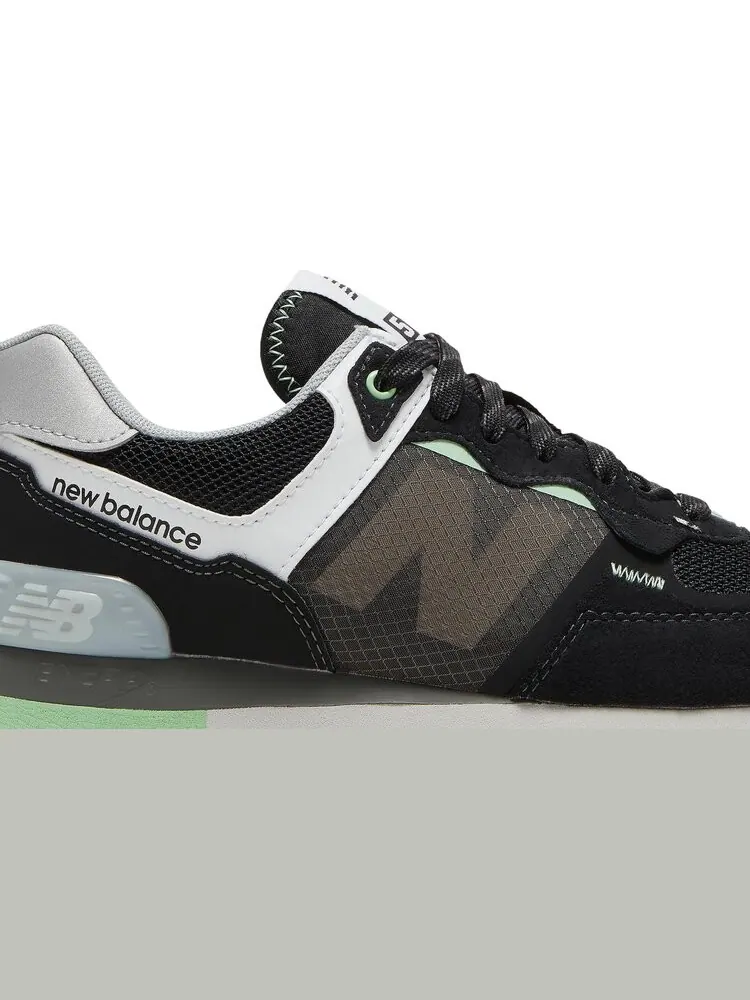 Кроссовки New Balance Wmns 574 'Black Green' — изображение 2 из 8, черный