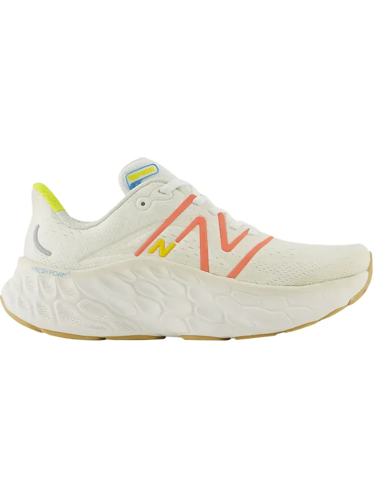 Кроссовки Wmns Fresh Foam X More v4 'Sea Salt Gulf Red' — изображение 1 из 1, белый