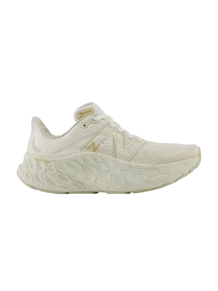 Кроссовки New Balance Wmns Fresh Foam X More v4 Wide — изображение 1 из 1, бежевый