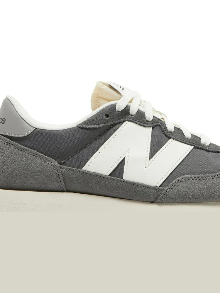 Кроссовки New Balance Wmns 237 'Magnet' — изображение 2 из 8, серый