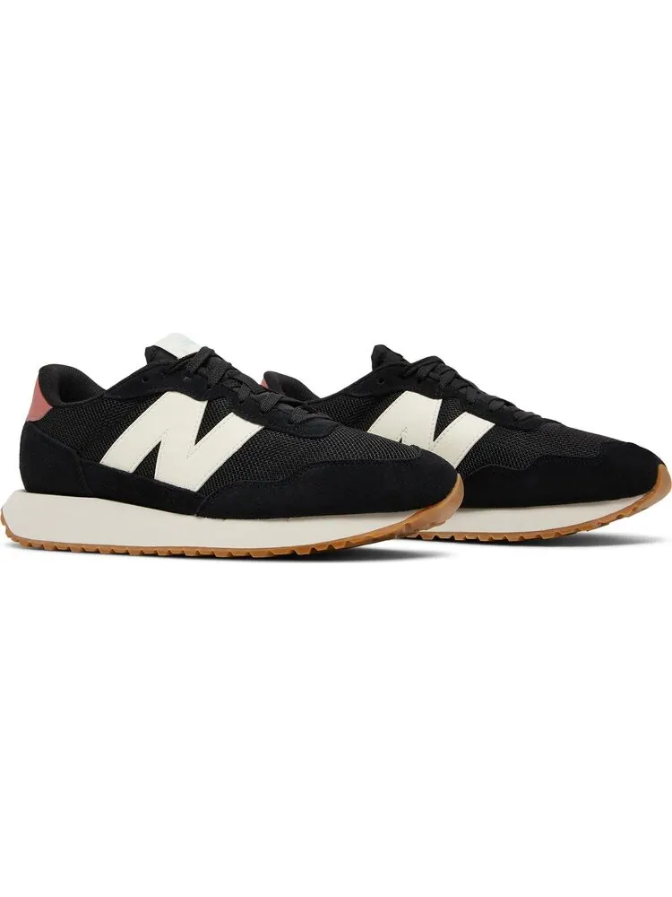 Кроссовки New Balance Wmns 237 Black Henna — изображение 8 из 8, черный
