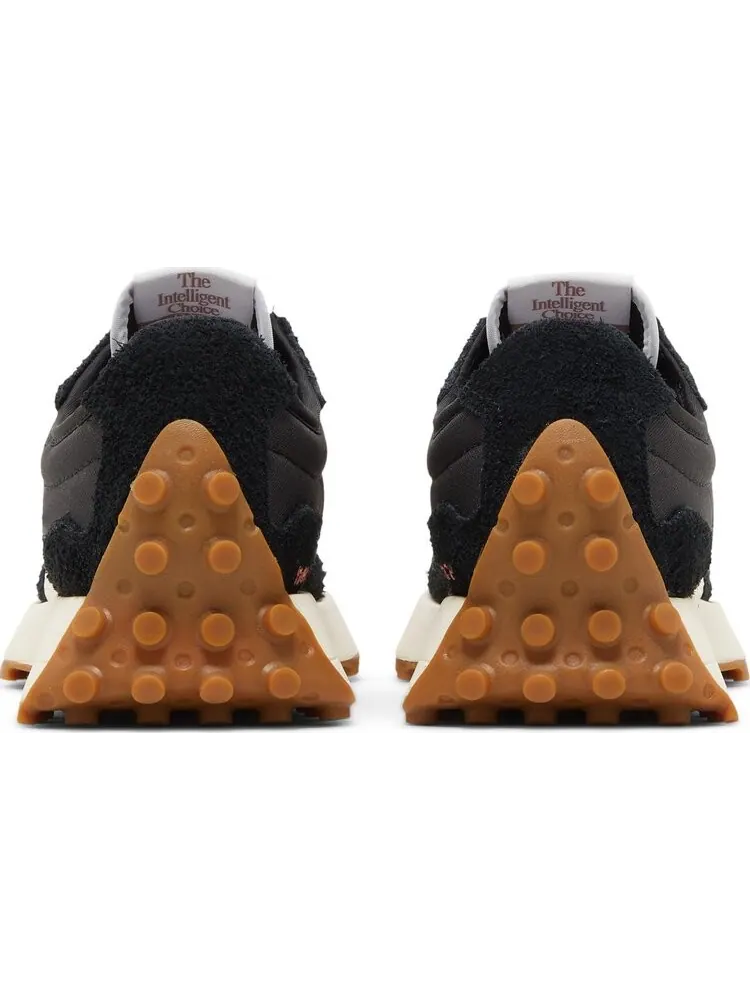 Кроссовки New Balance Wmns 327 'Black White Gum' — изображение 6 из 8, черный