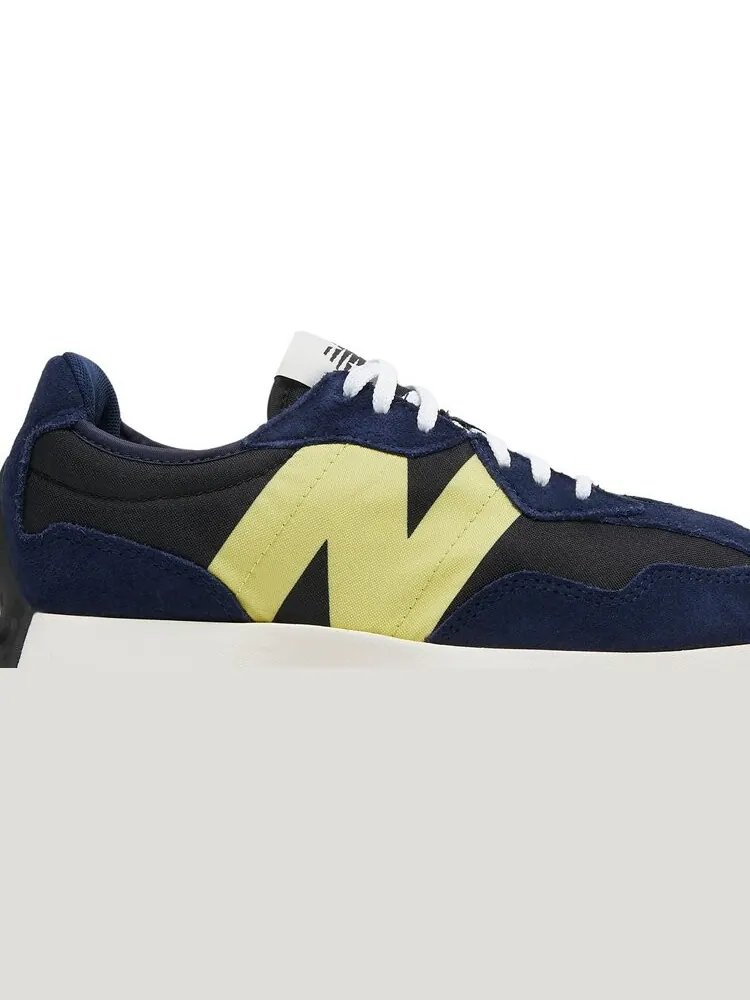 Кроссовки New Balance Wmns 327 'Eclipse First Light' — изображение 2 из 8, синий