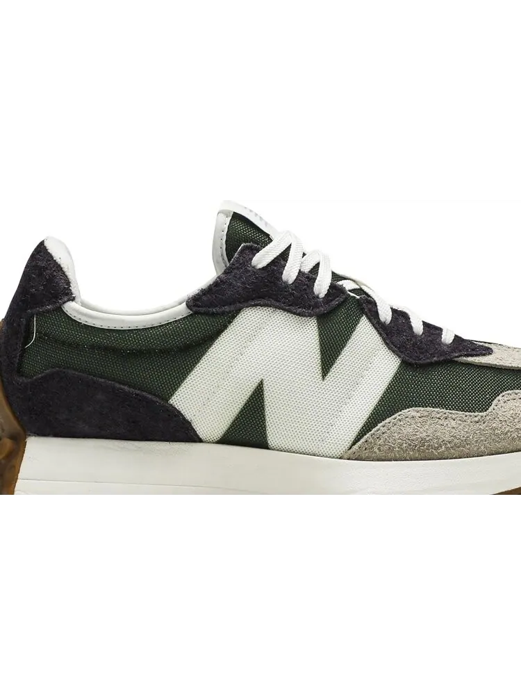 Кроссовки New Balance Wmns 327 'Oak Leaf Green' — изображение 2 из 8, зеленый