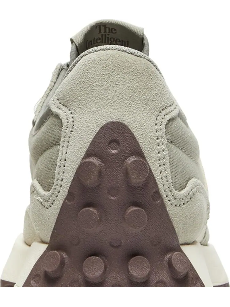 Кроссовки New Balance Wmns 327 'Grey Oak Sea Salt' — изображение 7 из 8, серый