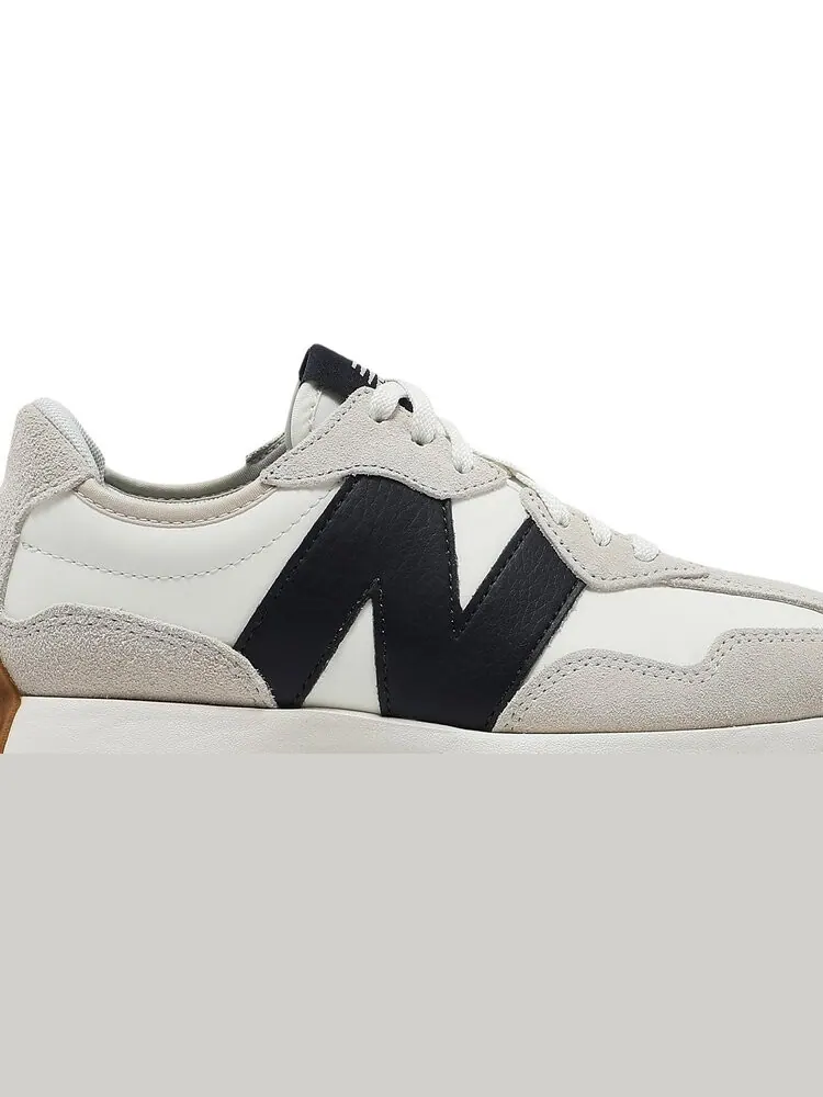 Кроссовки New Balance 327 'Moonbeam Outerspace' — изображение 2 из 8, бежевый