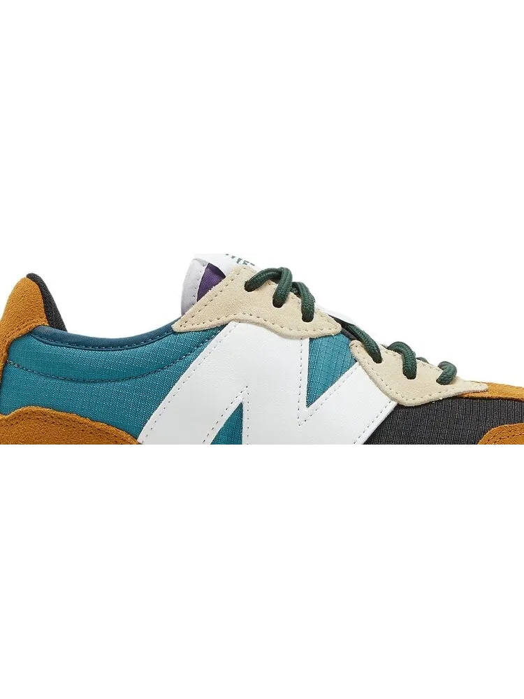 Кроссовки New Balance Wmns 327 'Workwear Moonstone' — изображение 2 из 8, коричневый