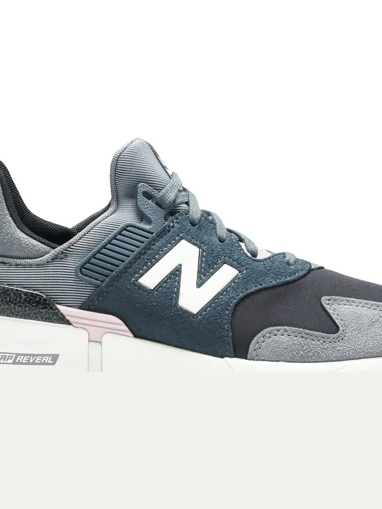 Кроссовки New Balance Wmns Re-Engineered 997 Sport v1 'Grey' — изображение 2 из 8, серый