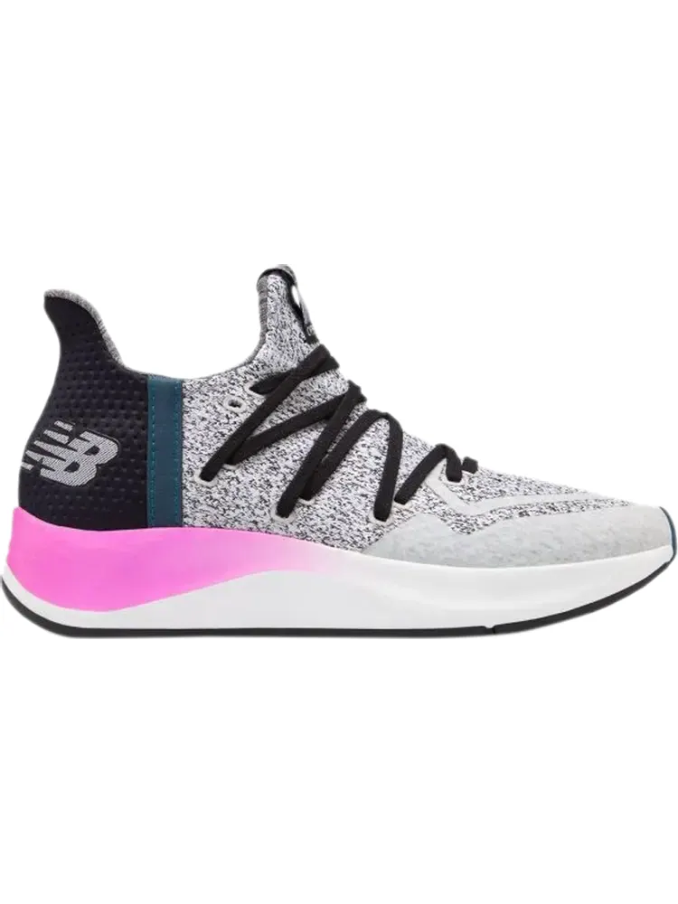 Лимитированные кроссовки New Balance Wmns Cypher Run v2 'White Voltage Violet' — изображение 1 из 1, белый
