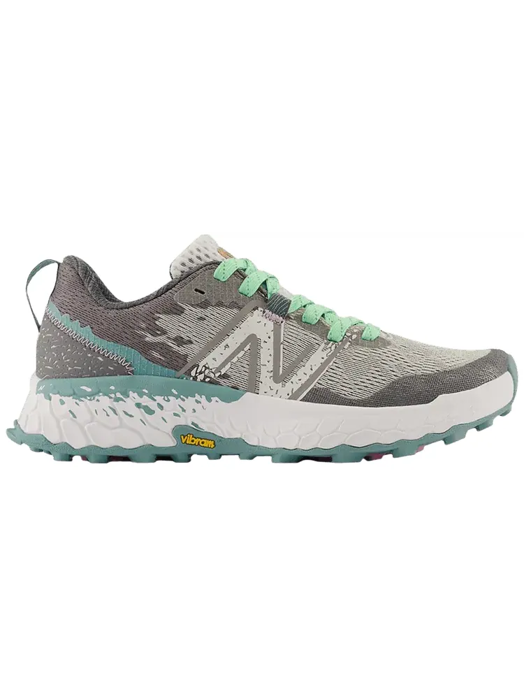 Кроссовки New Balance Wmns Fresh Foam X Hierro v7 Wide 'Paper White Electric Jade' — изображение 1 из 1, серый