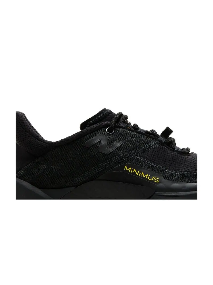 Кроссовки Wmns Minimus Trail — изображение 2 из 4, черный