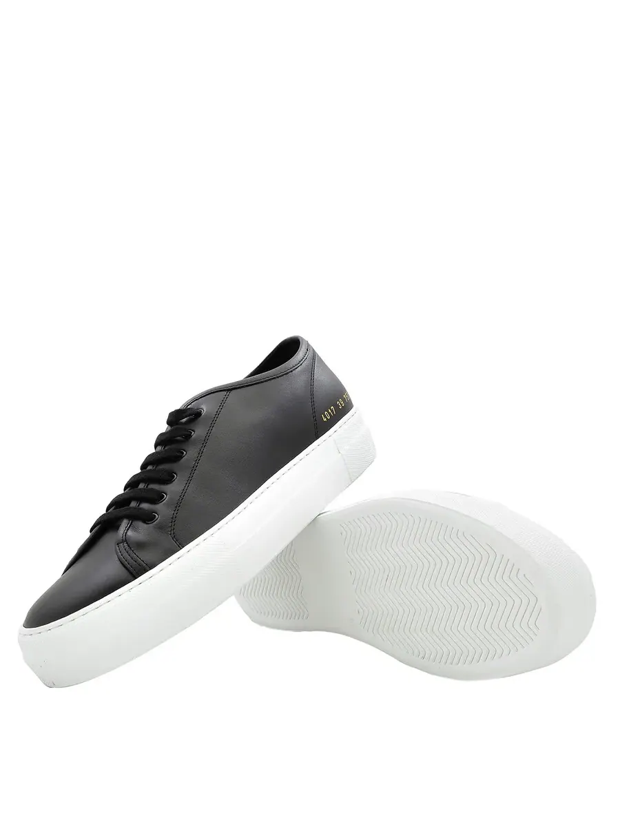 Кроссовки Common Projects Tournament Low-Top из кожи — изображение 2 из 4, черный/белый