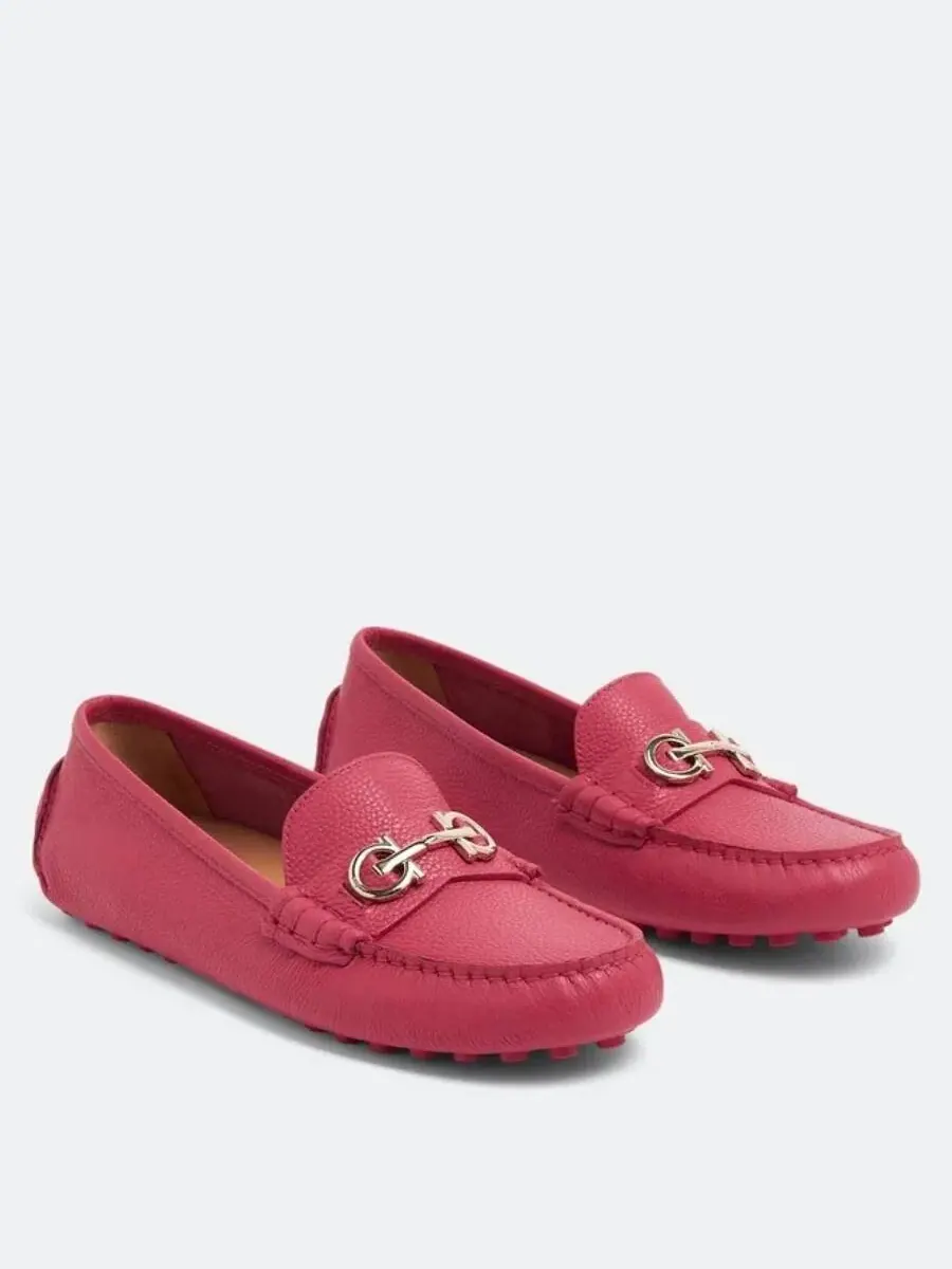 Розовые лоферы Ferragamo Fandango Odilia — изображение 2 из 4, темный розовый