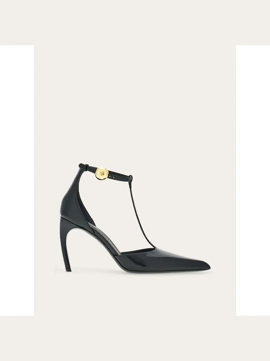 Женские туфли Ferragamo Odette 85 мм из черной лакированной кожи с ремешком T-strap — изображение 4 из 4, черный