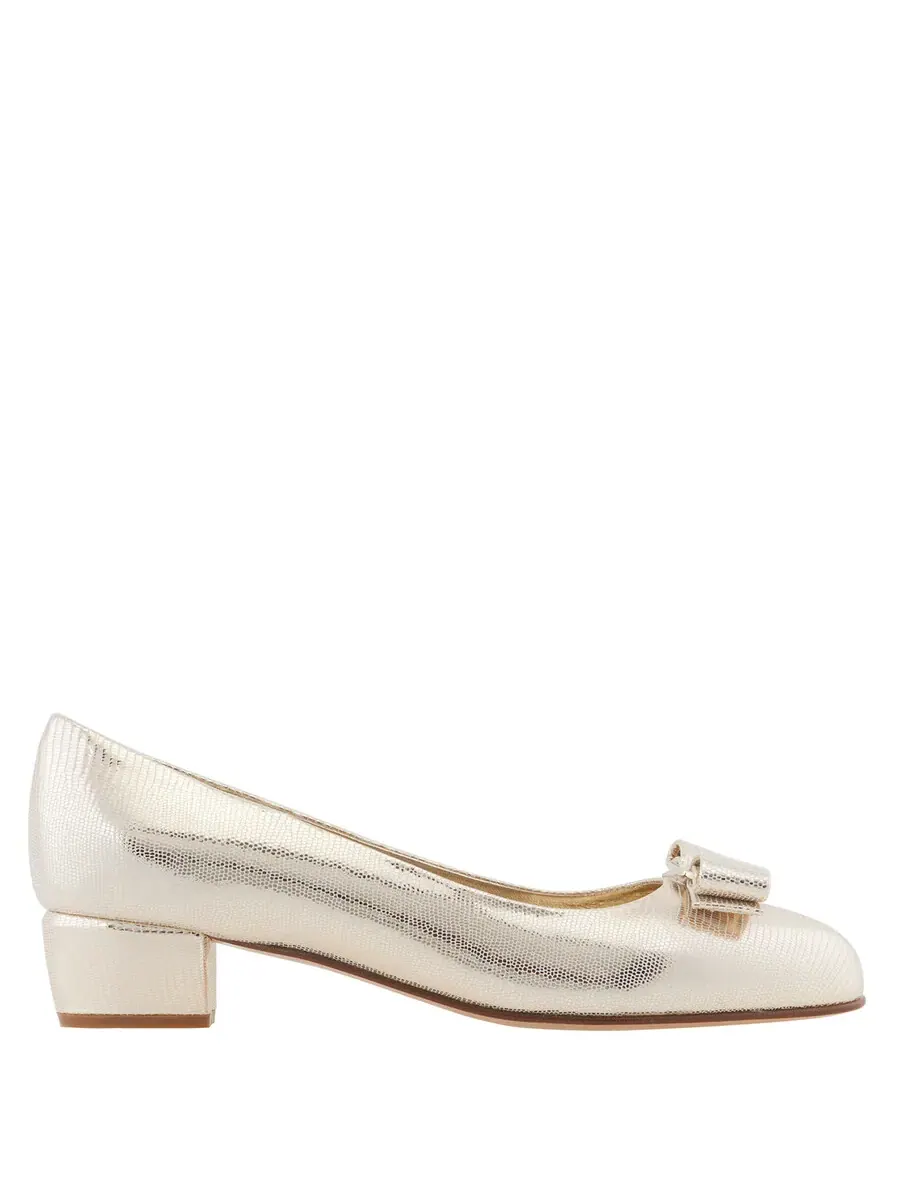Женские туфли Ferragamo Vara Bow с металлическим эффектом — изображение 1 из 3, золото
