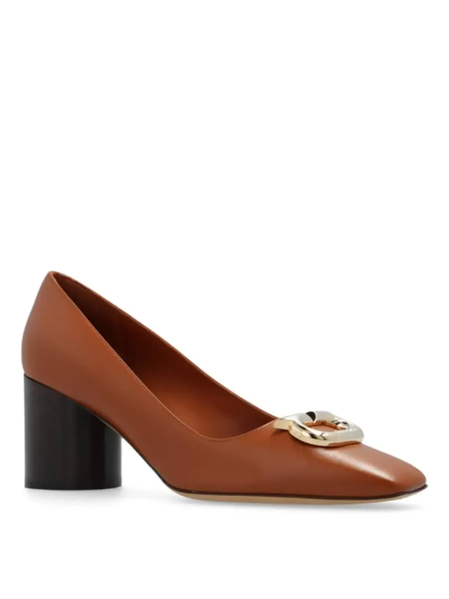 Кожаные туфли-лодочки Ferragamo с декором Gancini — изображение 2 из 3, коричневый