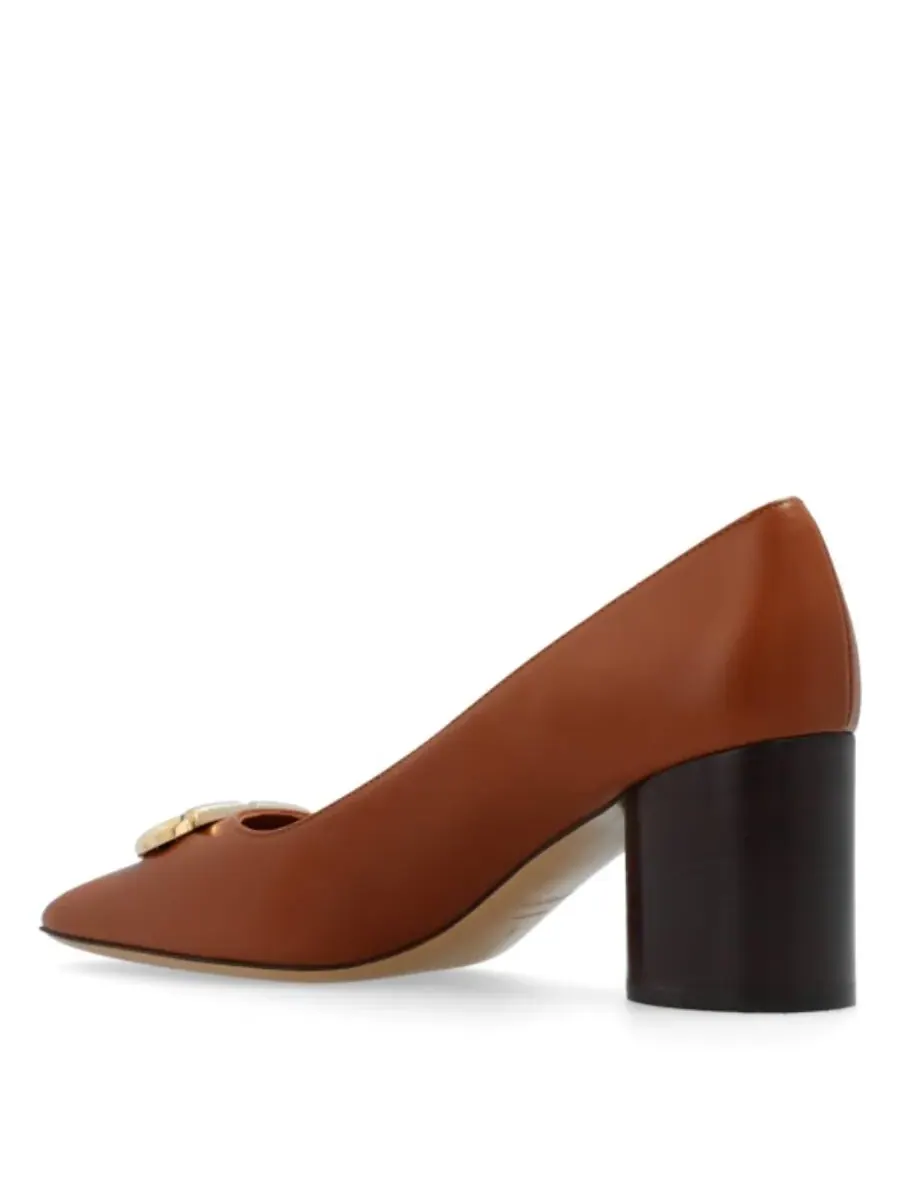 Кожаные туфли-лодочки Ferragamo с декором Gancini — изображение 3 из 3, коричневый
