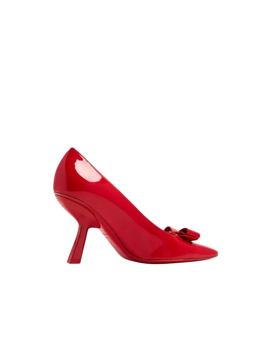Лаковые туфли-лодочки Ferragamo с бантом Vara — изображение 3 из 3, красный
