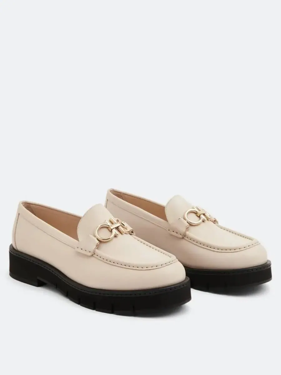 Лоферы Ferragamo Rolo Gancini — изображение 2 из 4, белый