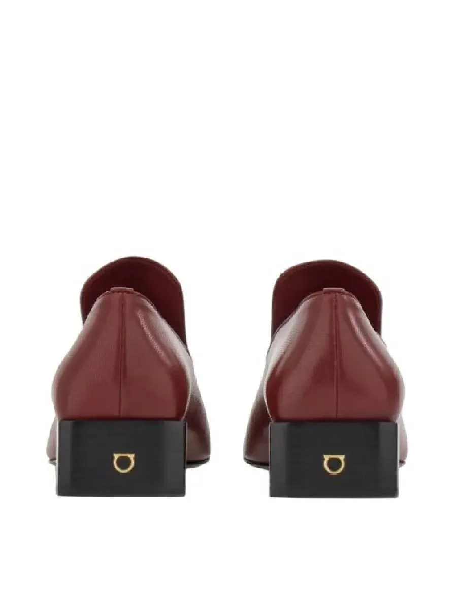 Лоферы Ferragamo с квадратным носком и пряжкой Gancini — изображение 3 из 3, красный